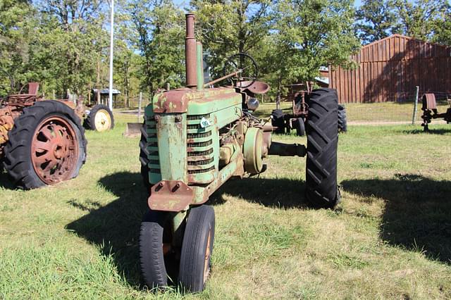 Image of John Deere B equipment image 1