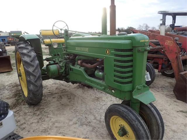Image of John Deere B equipment image 2