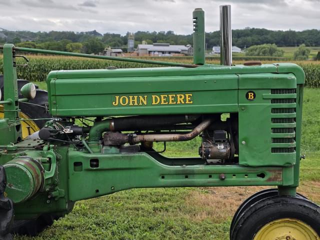 Image of John Deere B equipment image 4