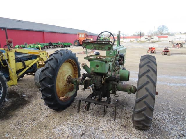 Image of John Deere B equipment image 3