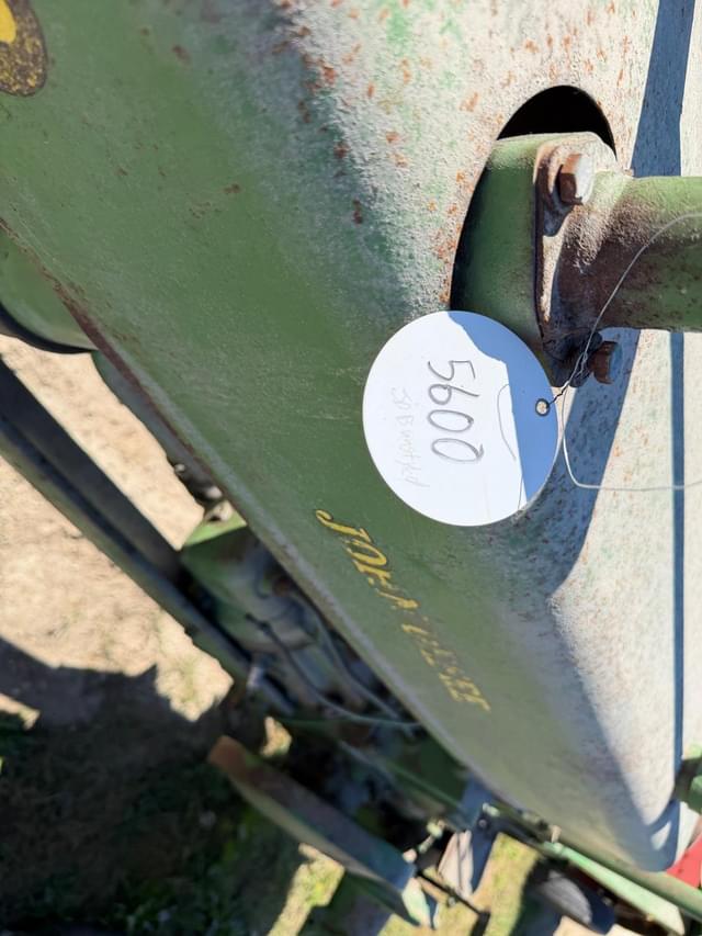 Image of John Deere B equipment image 3