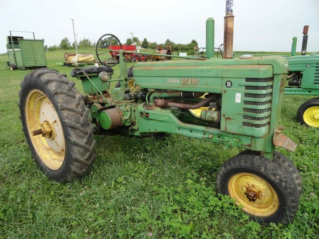 John Deere B Equipment Image0