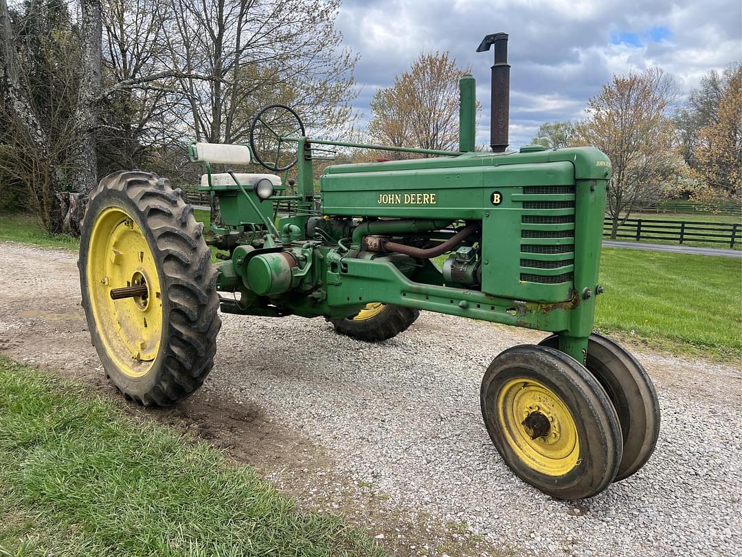 Image of John Deere B Primary image