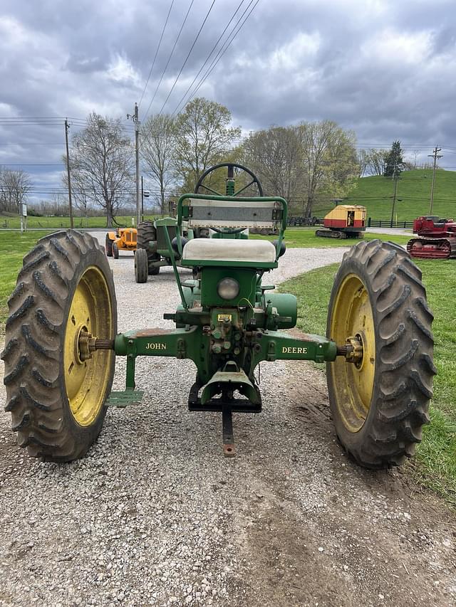 Image of John Deere B equipment image 3