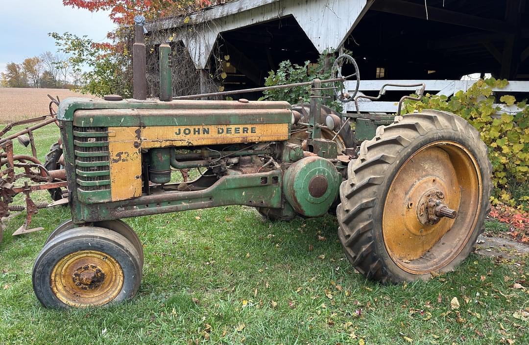 Image of John Deere B Primary image