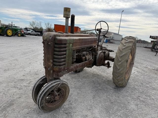 Image of John Deere B equipment image 2