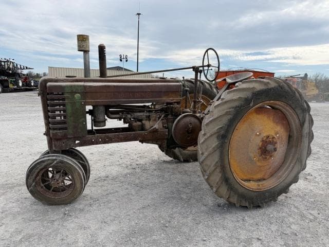 Image of John Deere B equipment image 3