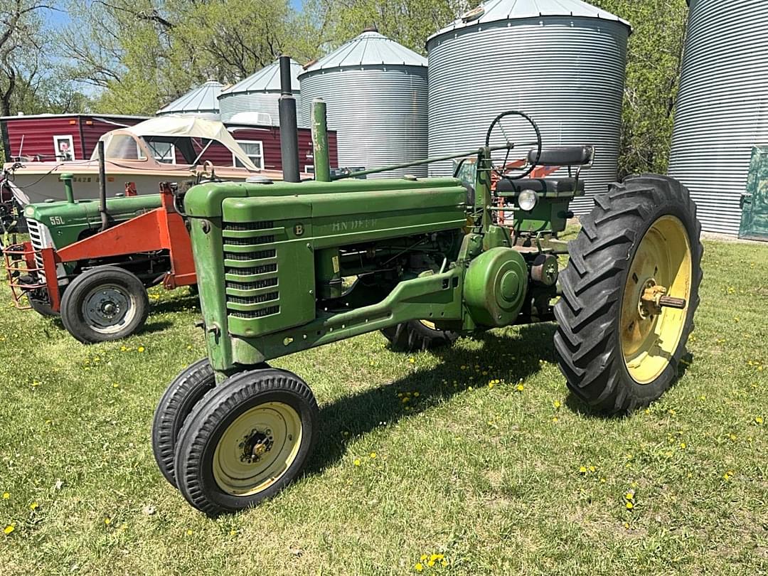 Image of John Deere B Primary image