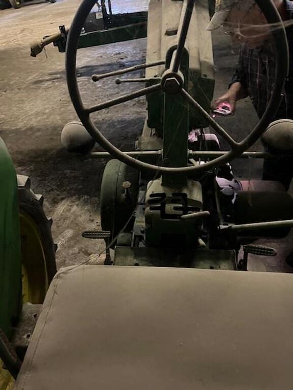 Image of John Deere B equipment image 3