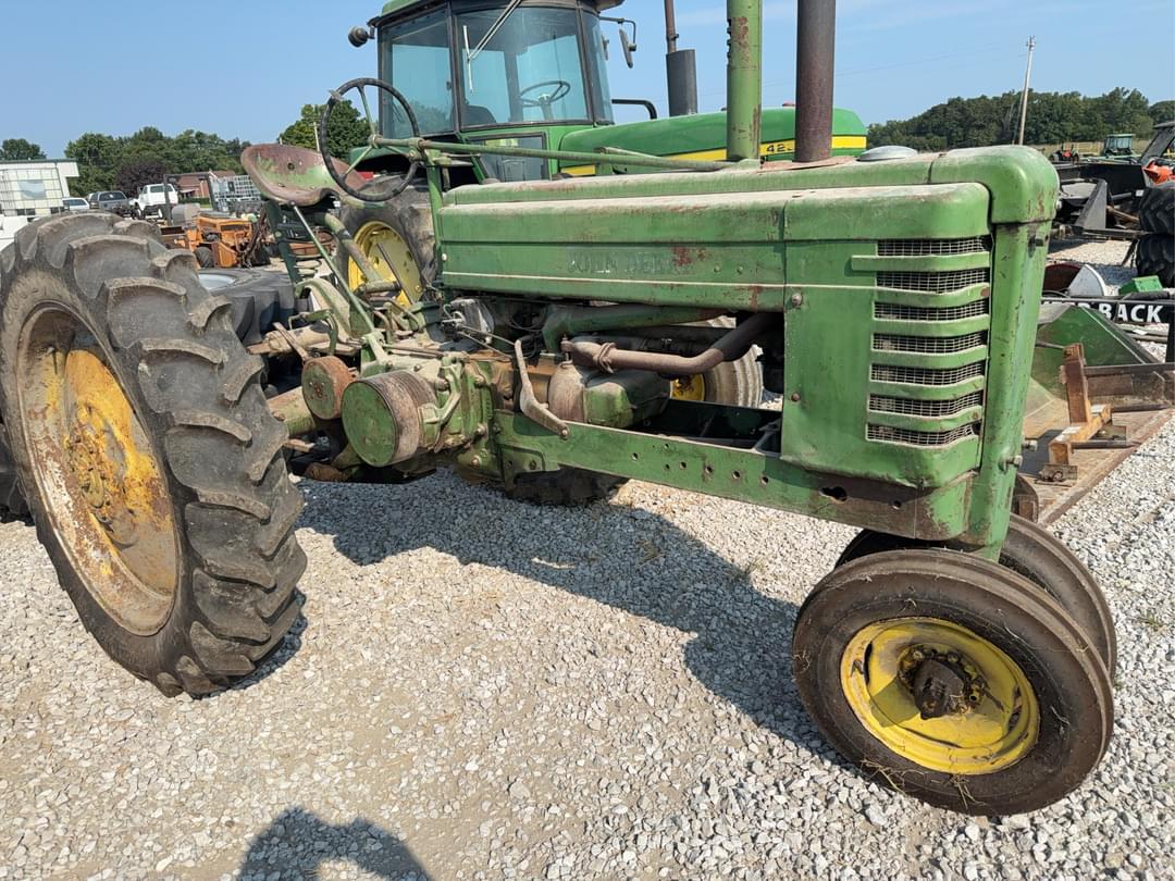 Image of John Deere B Primary image