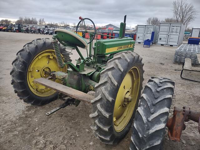 Image of John Deere B equipment image 4