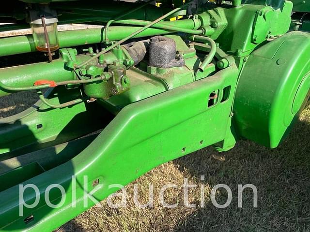 Image of John Deere B equipment image 3