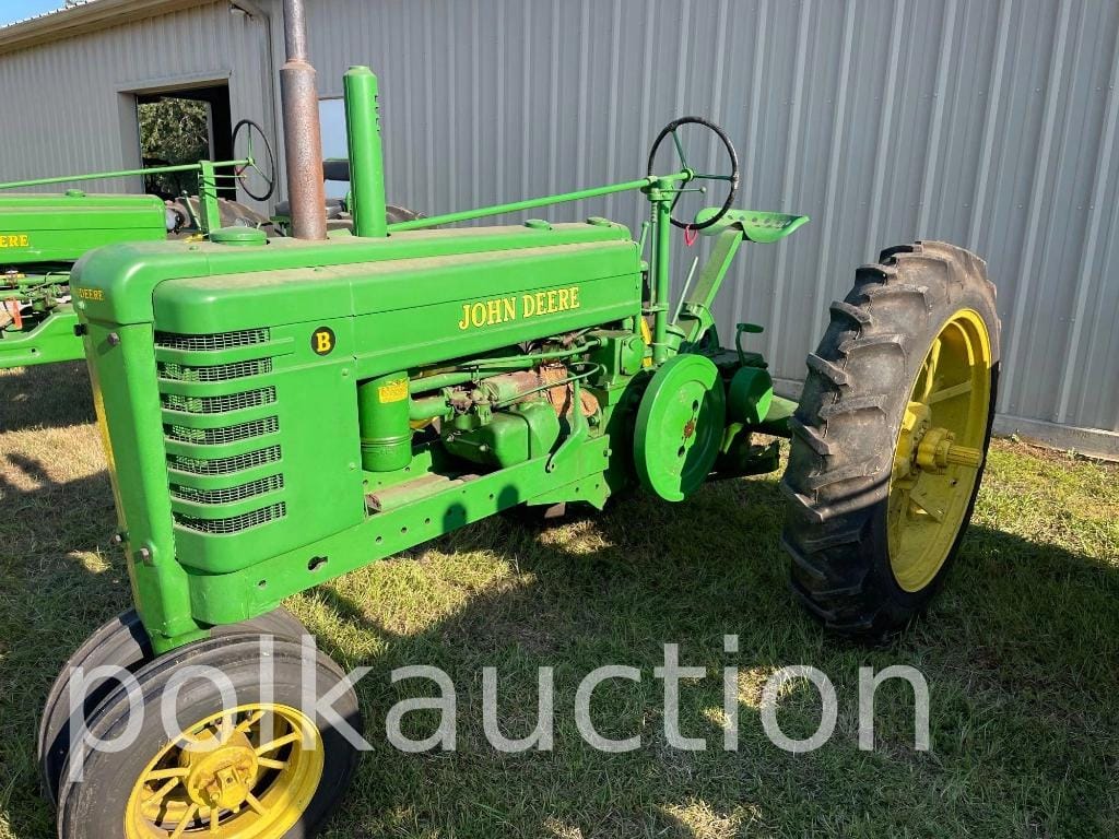 Main image John Deere B