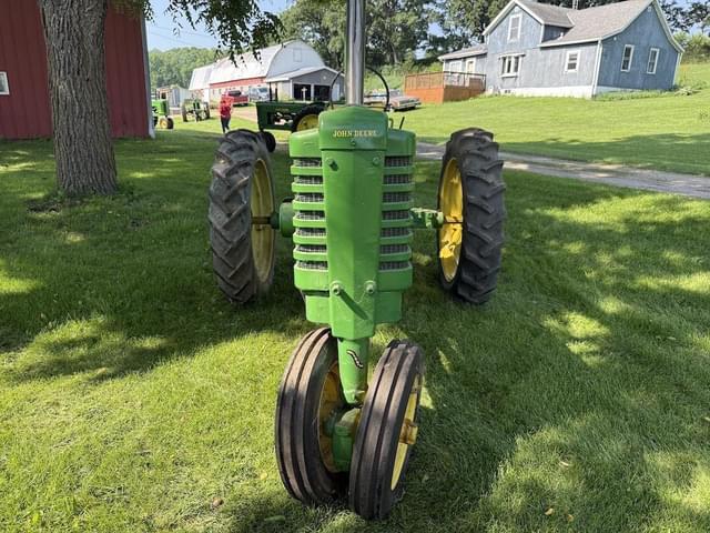 Image of John Deere B equipment image 1