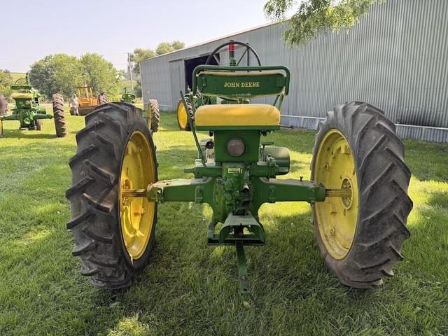 Image of John Deere B equipment image 4