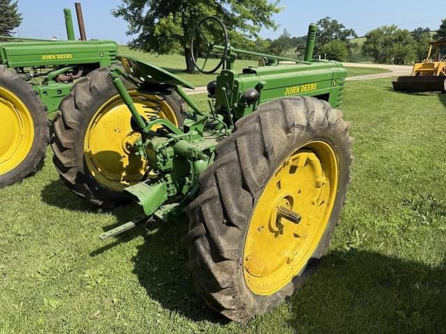 Image of John Deere B equipment image 4
