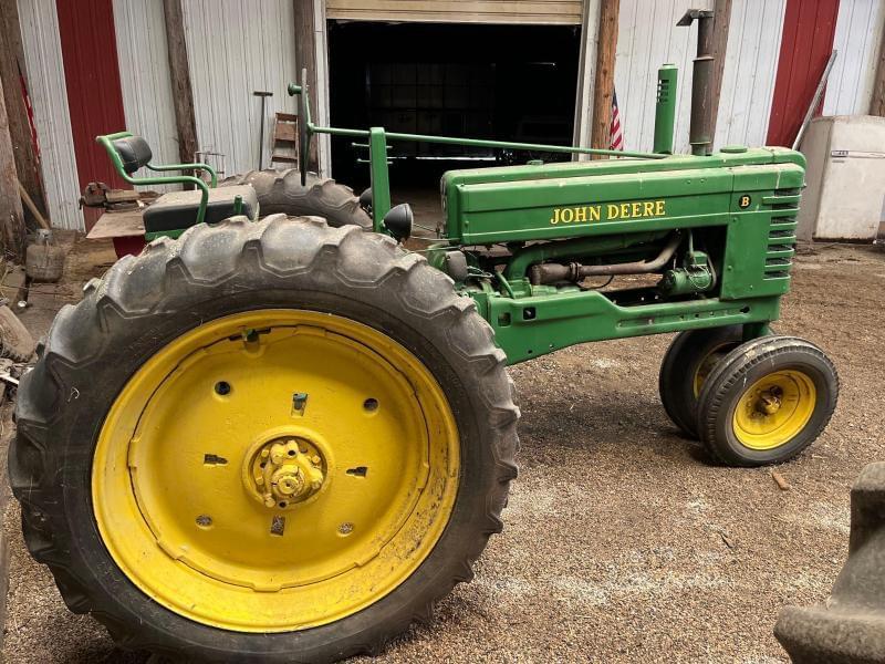 Image of John Deere B Primary image