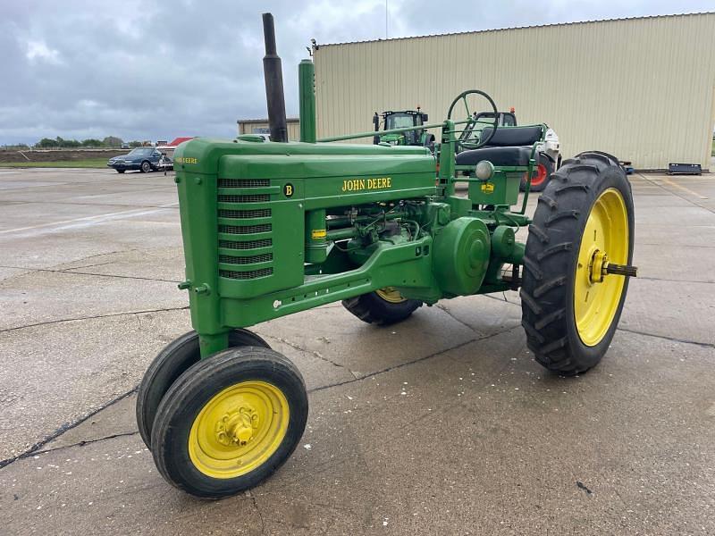Image of John Deere B Primary image
