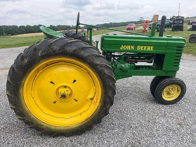 Image of John Deere B equipment image 4