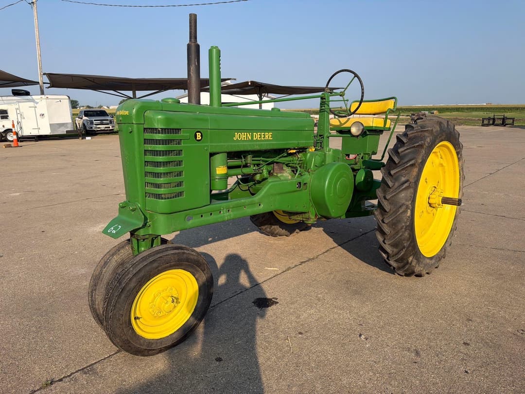 Image of John Deere B Primary image