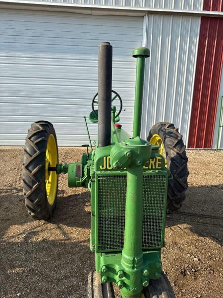 Image of John Deere B equipment image 3
