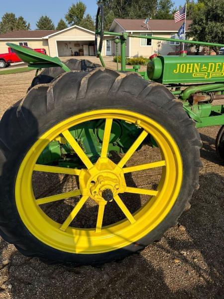 Image of John Deere B equipment image 4