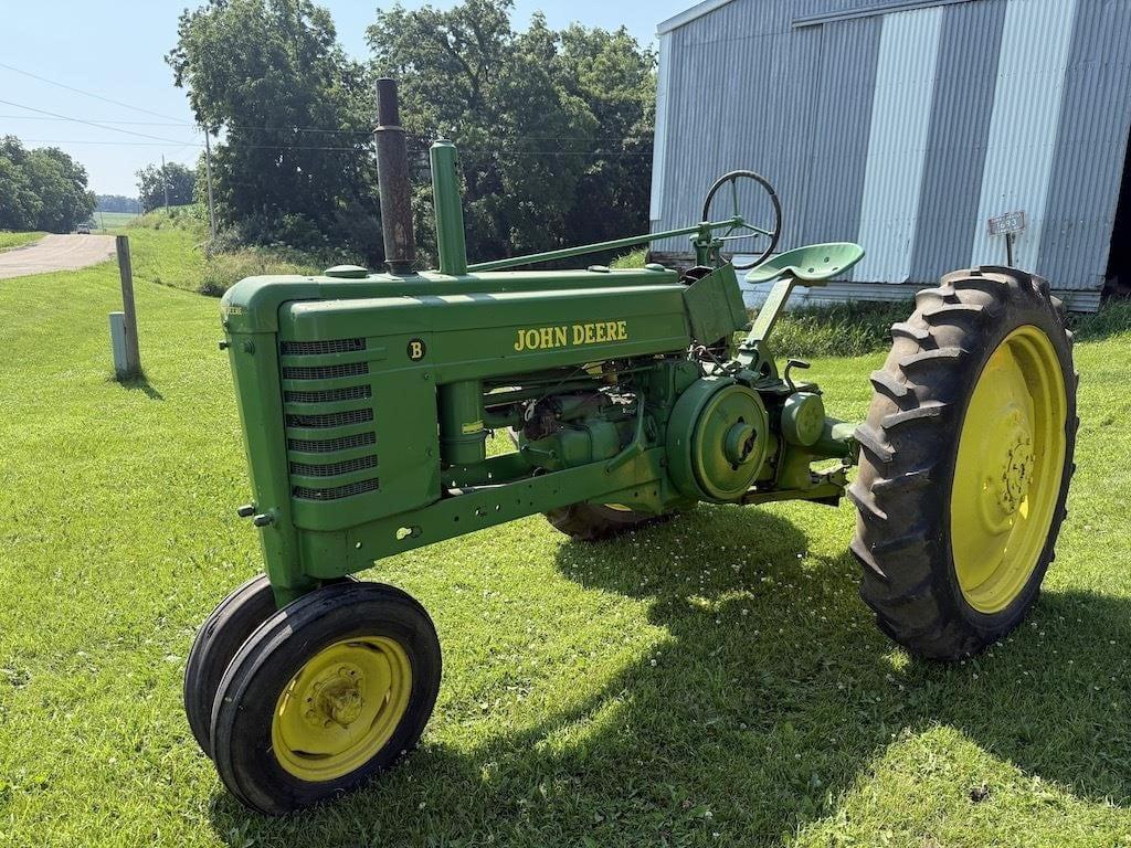 Image of John Deere B Primary image
