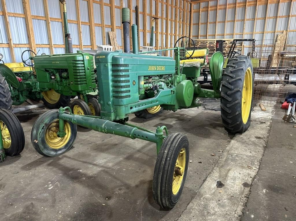 Image of John Deere B Primary image