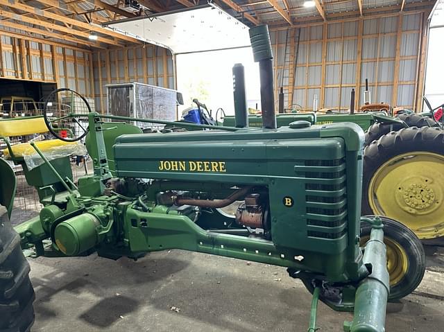 Image of John Deere B equipment image 4