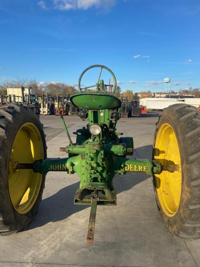 Image of John Deere B equipment image 2