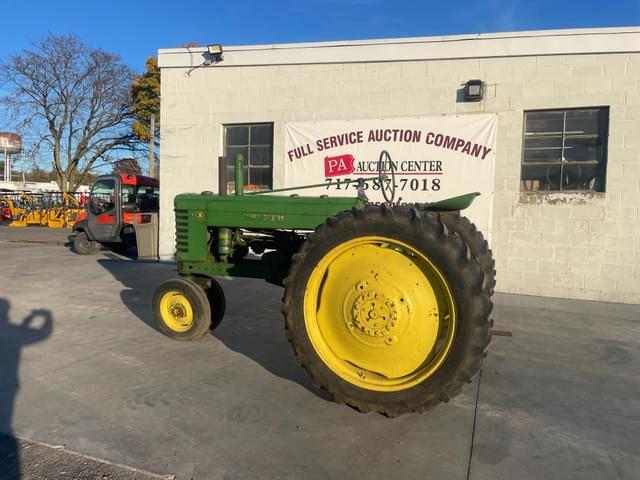 Image of John Deere B equipment image 1