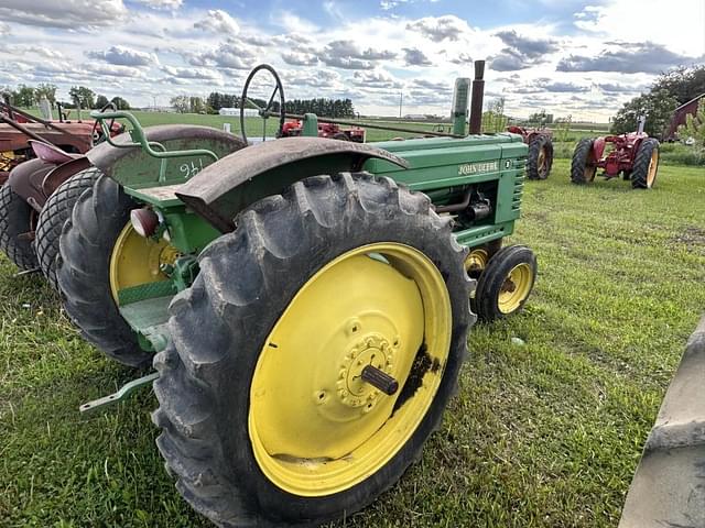 Image of John Deere B equipment image 2