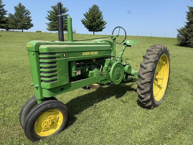 Image of John Deere B equipment image 1