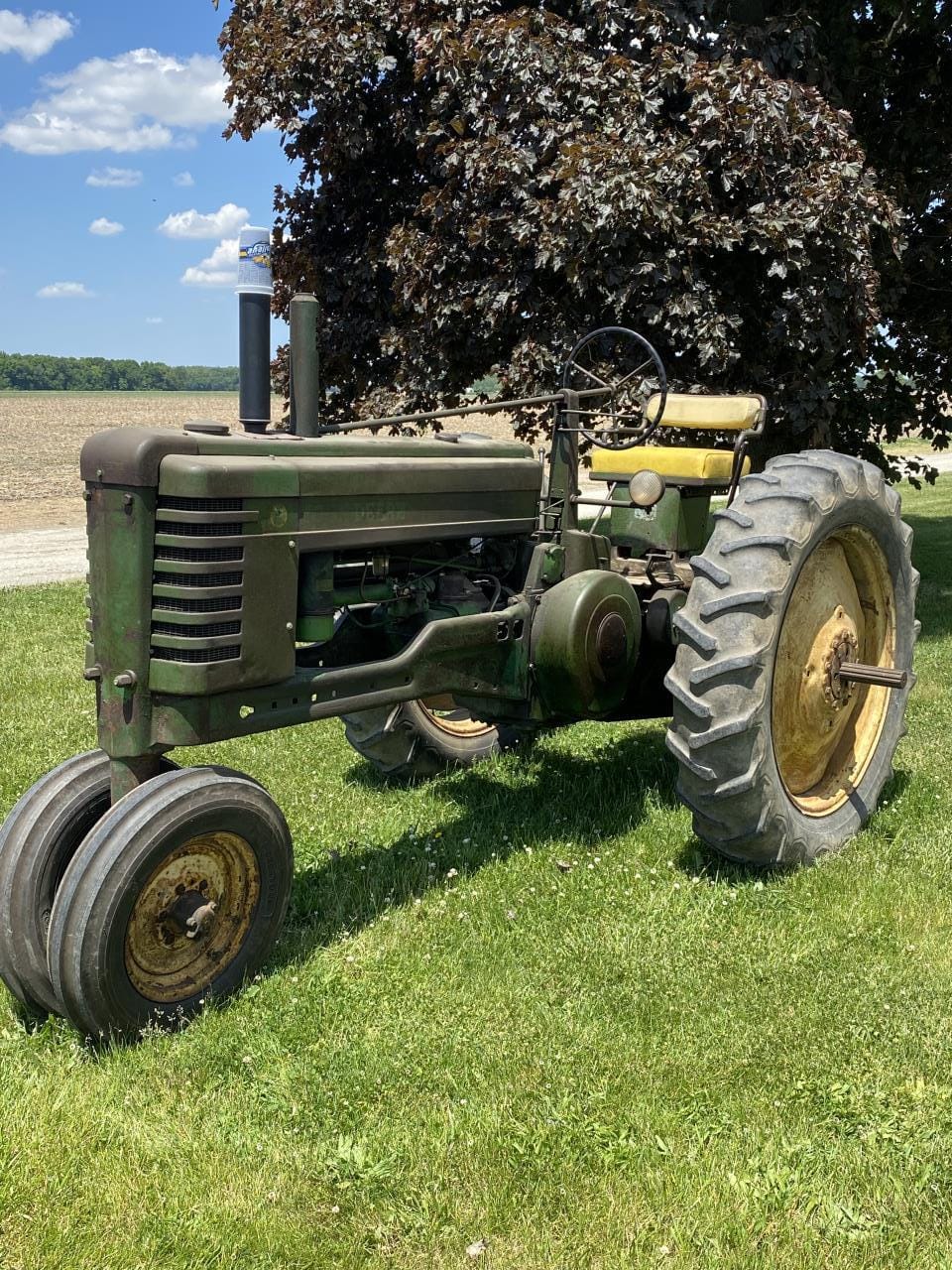 Main image John Deere B