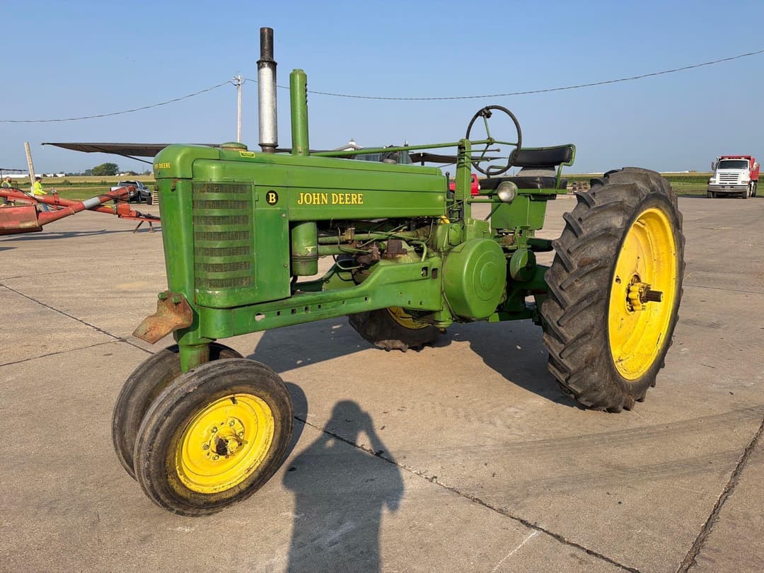 Image of John Deere B Primary image