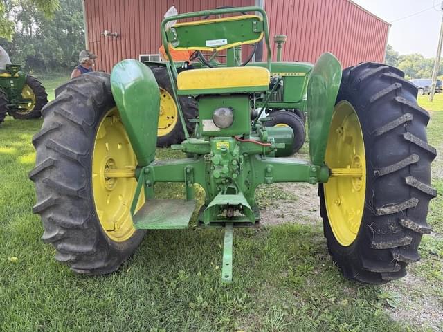 Image of John Deere B equipment image 4