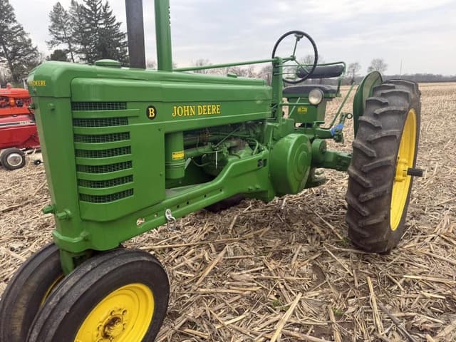 Image of John Deere B equipment image 2