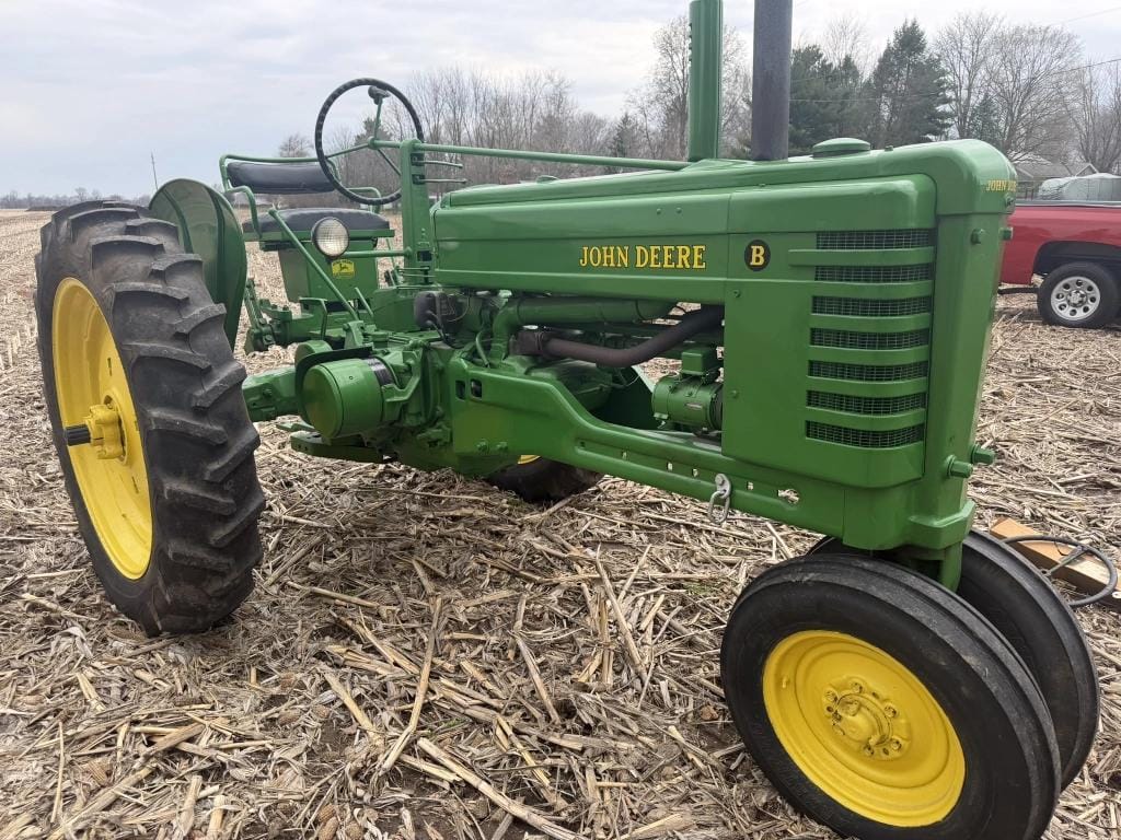 1951 John Deere B Equipment Image0