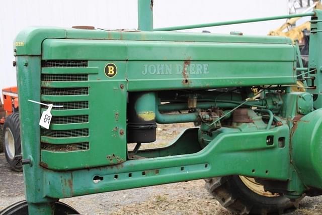 Image of John Deere B equipment image 2