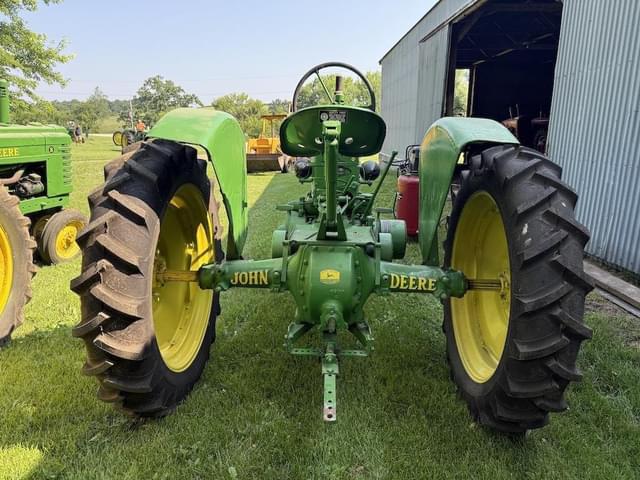 Image of John Deere B equipment image 4