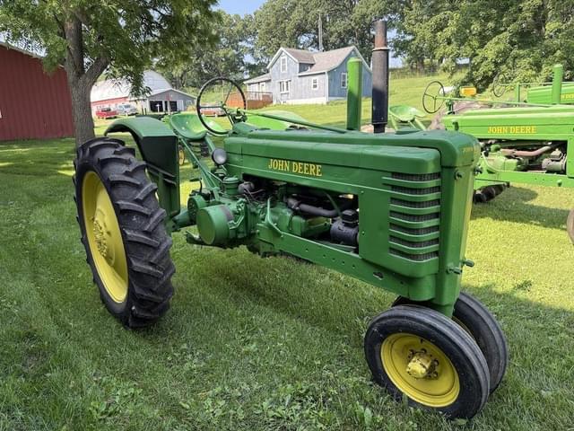 Image of John Deere B equipment image 2