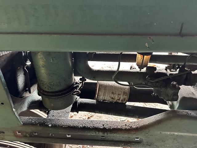 Image of John Deere B equipment image 4