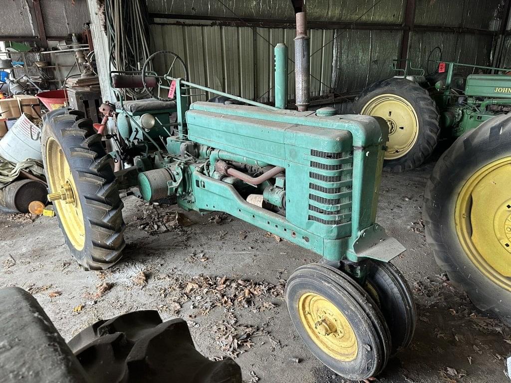 Image of John Deere B Primary image