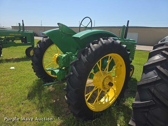 Image of John Deere B equipment image 3