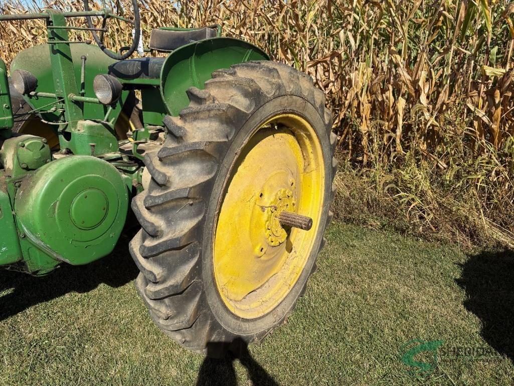 Image of John Deere B Primary image