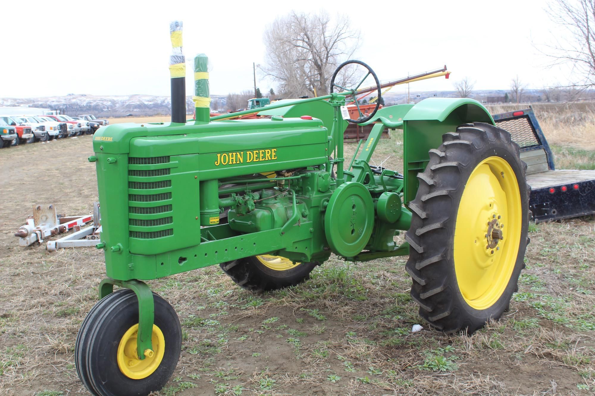 Main image John Deere B