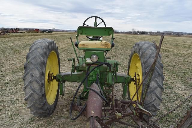 Image of John Deere B equipment image 4