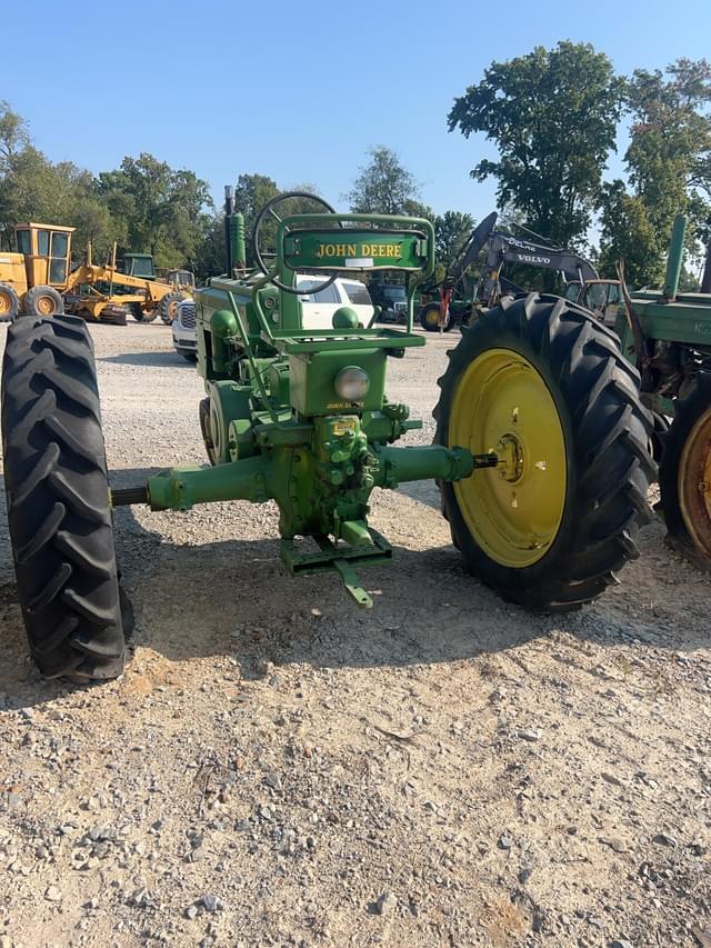 Image of John Deere B equipment image 2