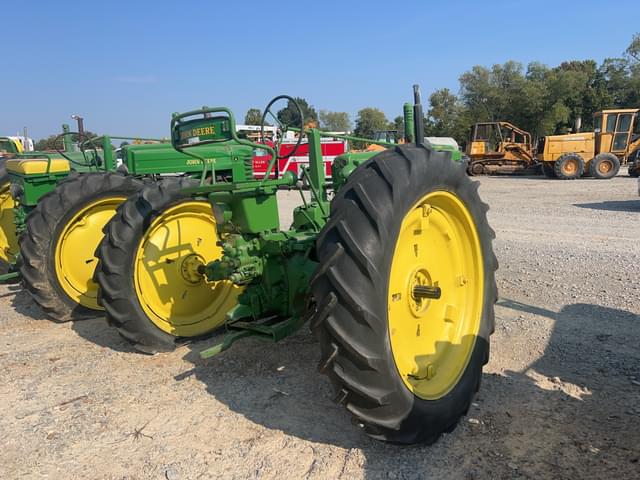Image of John Deere B equipment image 3