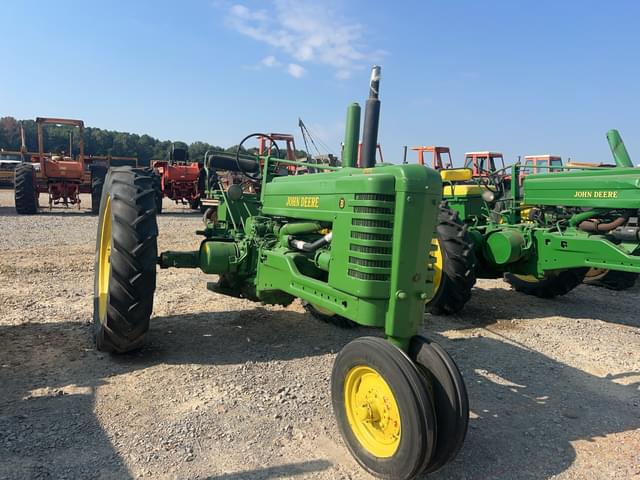 Image of John Deere B equipment image 4